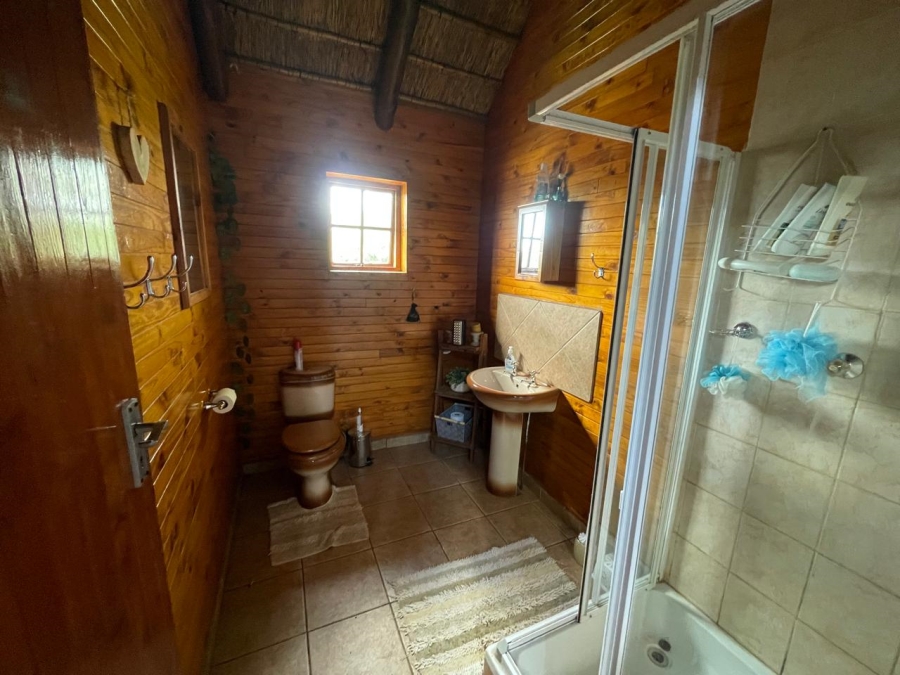 6 Bedroom Property for Sale in Christiana North West